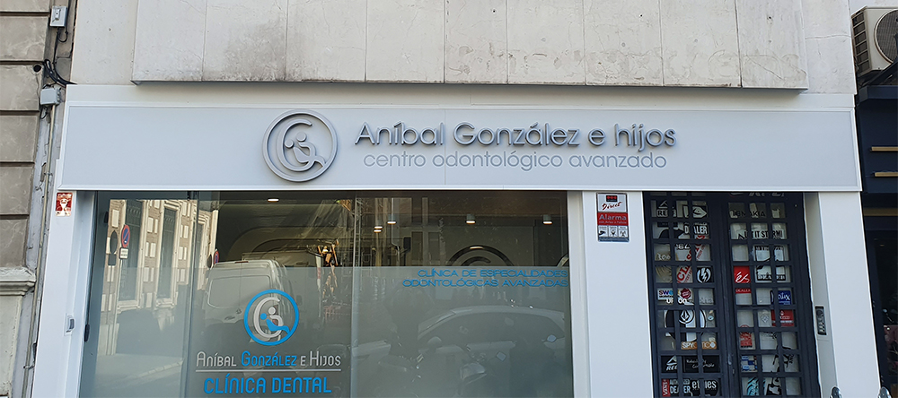 Rótulo corporativo para Aníbal González e Hijos